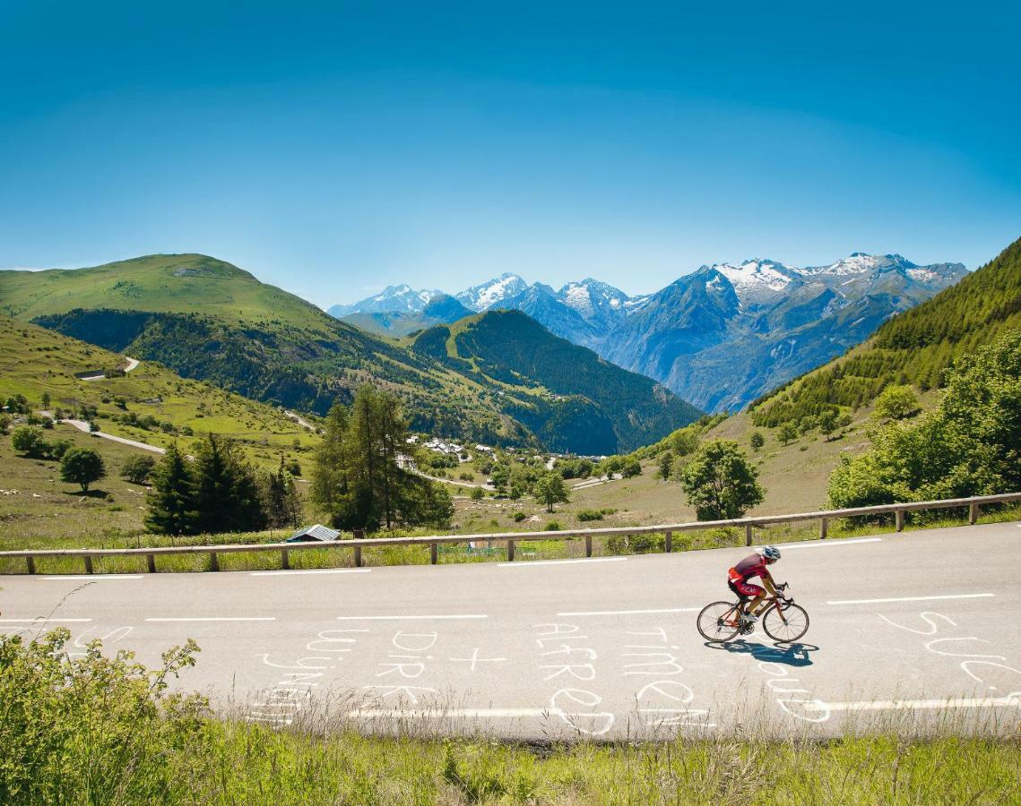 Chalet Amandine Alpe d'Huez ภายนอก รูปภาพ